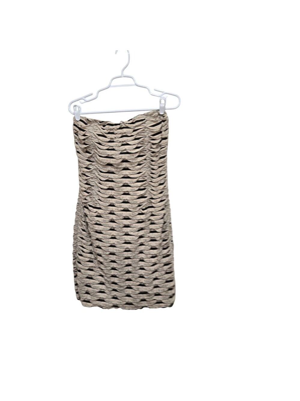Lovely Day Strapless Tiered Ruffle Cocktail Dress Size Large